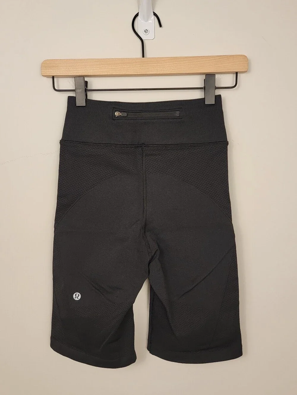 lululemon athletica no size